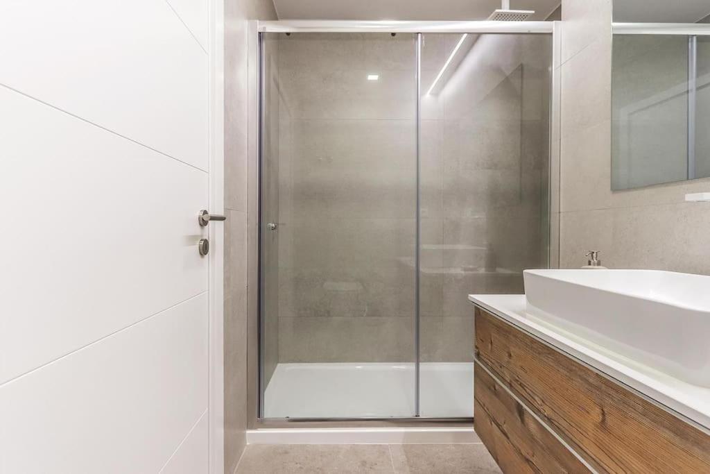 Outstanding Santos Spacious 2 Bedroom W Ac *