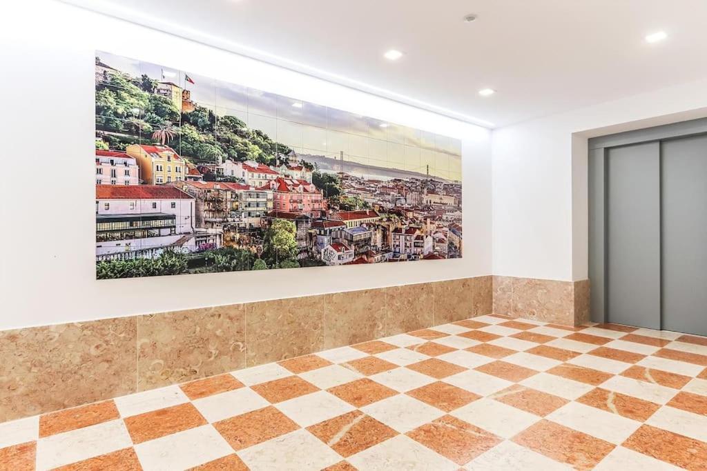 Outstanding Santos Spacious 2 Bedroom W Ac Apartment Lisbon